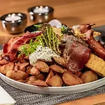 Nawu & Restaurant Hermagor-Pressegger See