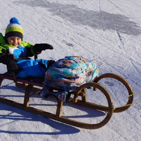 Nawu Apartments & Restaurant