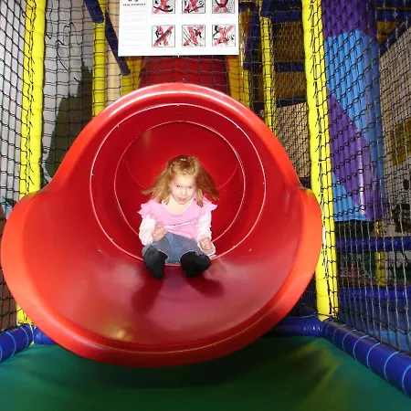 Ξενοδοχείο Nawu Apartments & Restaurant 4*