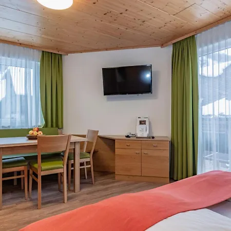 Nawu Apartments Hotel 4*