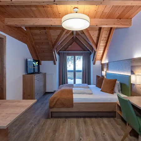 Nawu Apartments 4*