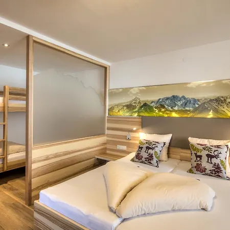 Nawu Apartments 4*