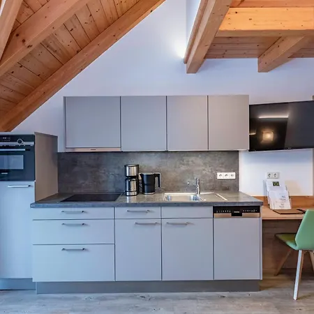 Nawu Apartments & Restaurant Ξενοδοχείο