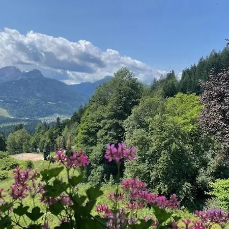 Nawu Apartments & Restaurant