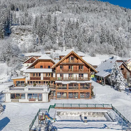 Nawu & Restaurant Отель Хермагор