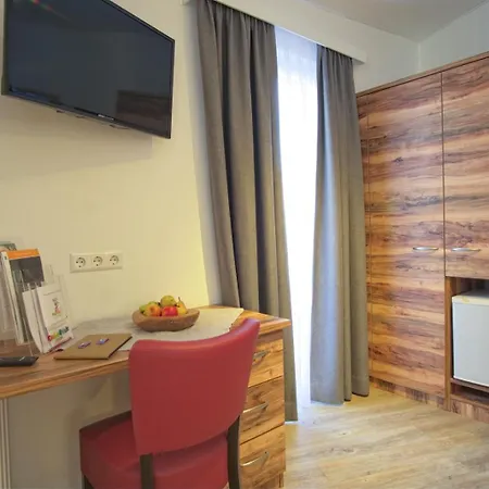 Nawu Apartments Hotel 4*
