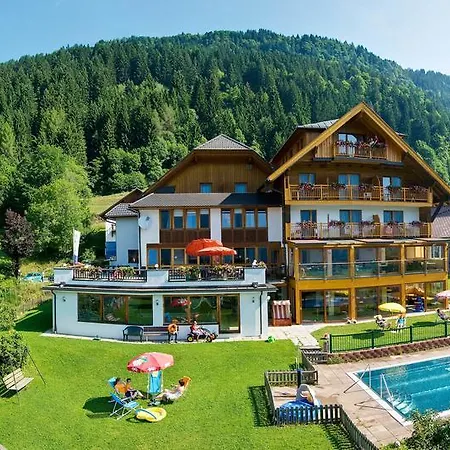 Nawu Apartments & Restaurant Ξενοδοχείο