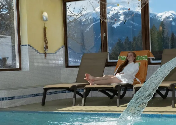 Nawu & Restaurant 4* Hermagor-Pressegger See