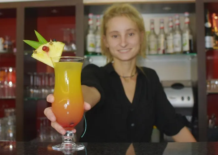 Nawu & Restaurant 4*