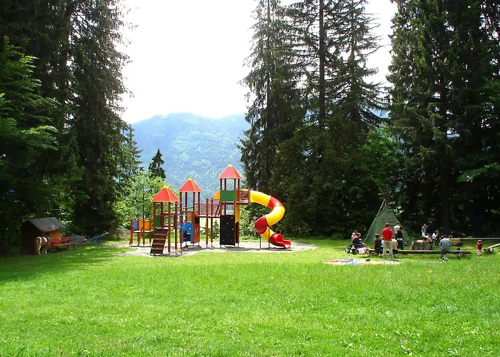 Nawu & Restaurant Hermagor-Pressegger See